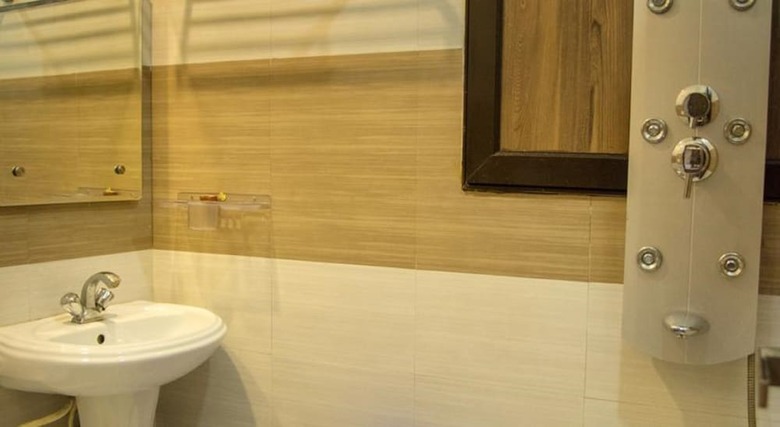 Hotel The Queen By Vivo Hotels