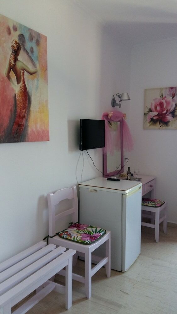 Hotel Christina Pansion- Adults Only