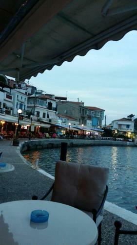 Hotel Christina Pansion- Adults Only