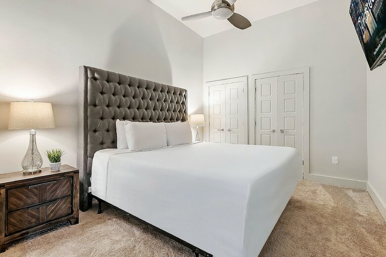 Aparthotel Luxury Condos In California Building By Hosteeva