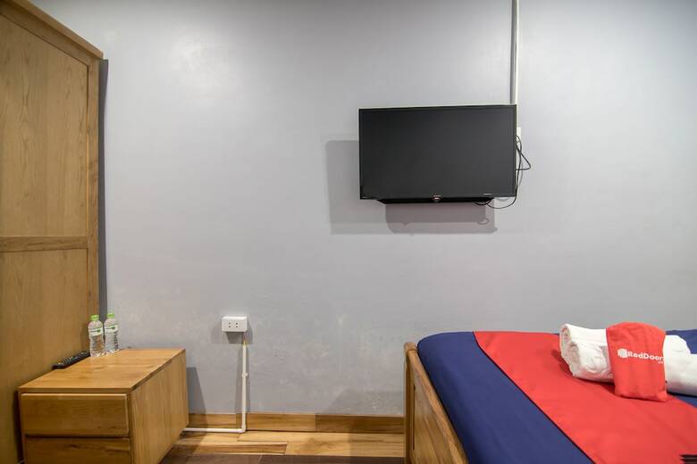 Hostal Reddoorz Hostel @ Signature Inn