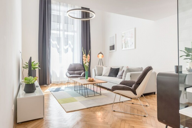 Oasis Apartments - Opera