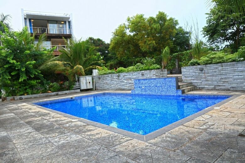 The Acacia Villa - Reis Magos Classic