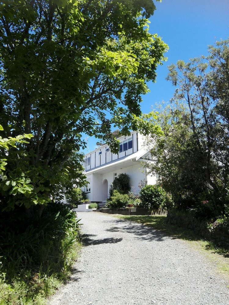 Hotel Purple Hen Guest House