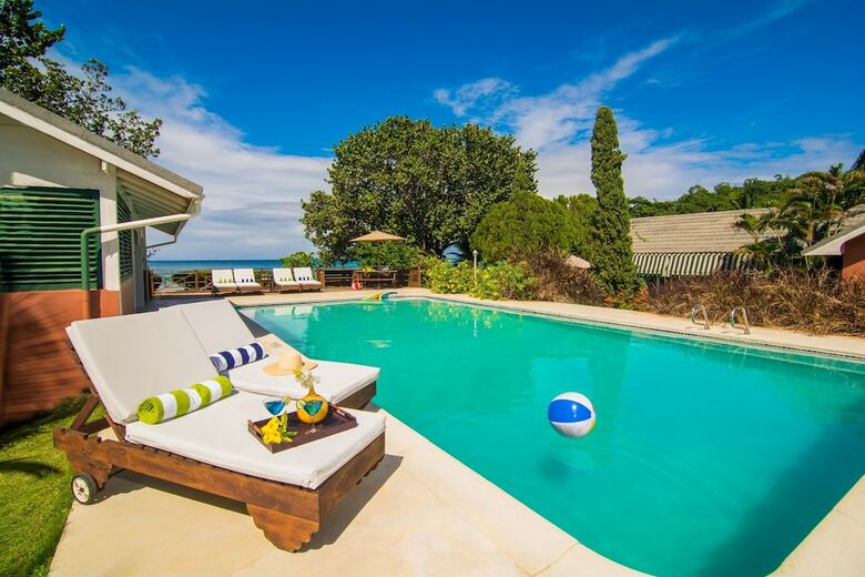 Fantasy Villa, Rio Bueno 3br