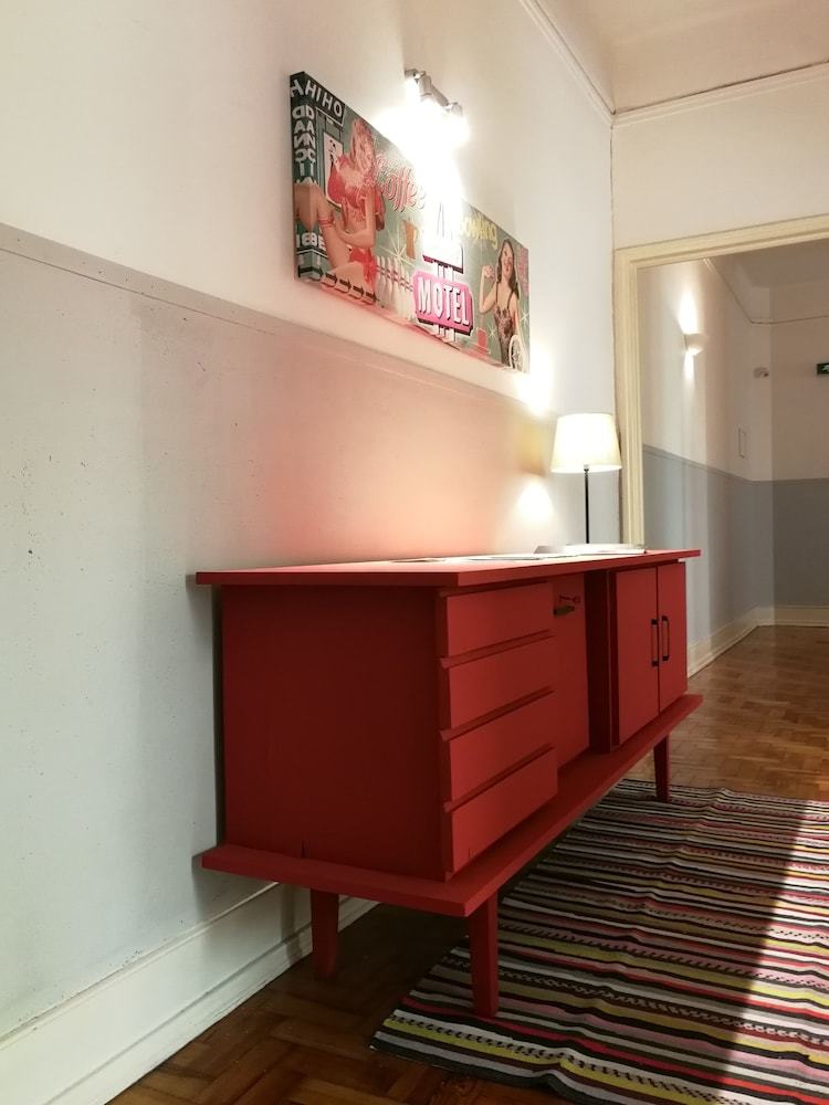 Hotel Castilho 63