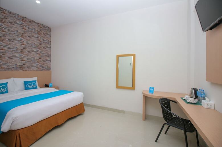 Hotel Airy Bahu Wolter Monginsidi 26 Manado