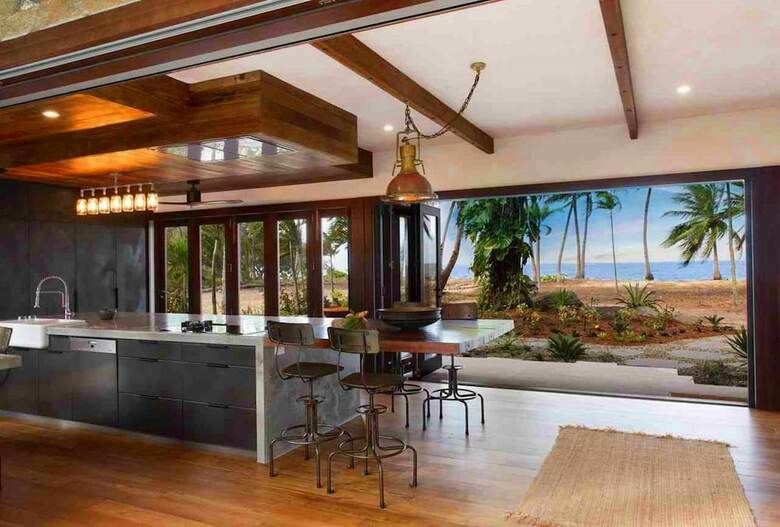 Villa Spice At Oak Absolute Oceanfront House