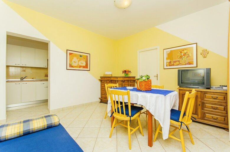 Apartments Biserka