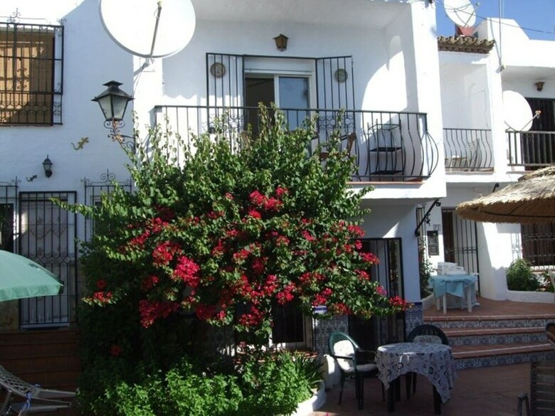 Apartamentos Aptos Pueblo Andaluz Canovas Nerja