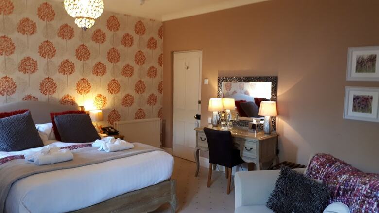 Bed & Breakfast The Knoll Country House