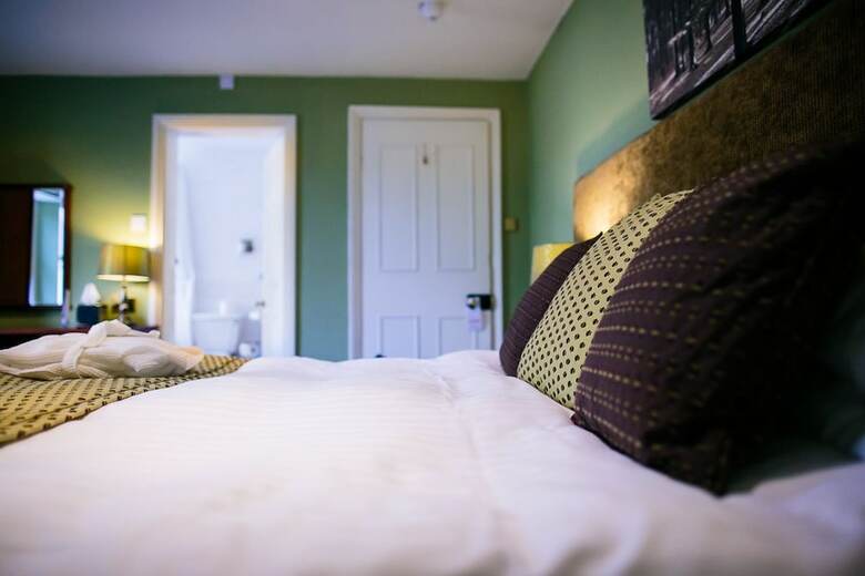Bed & Breakfast The Knoll Country House