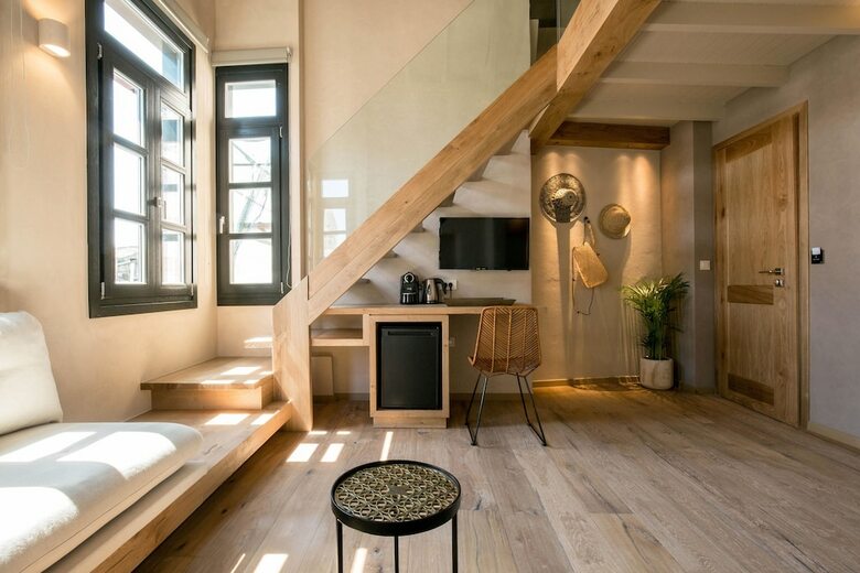 Hotel J&g Suites