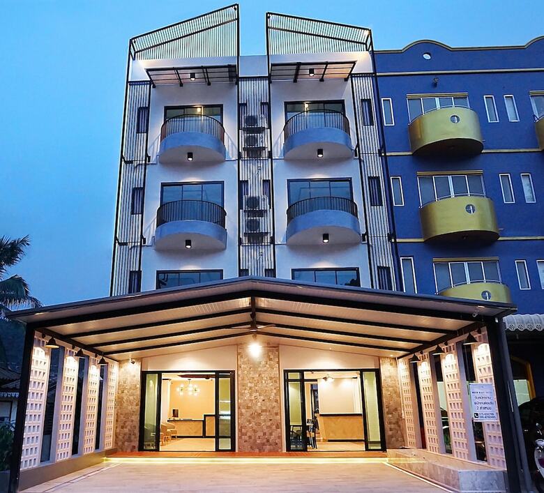 The Moon Night Ao Nang Hotel