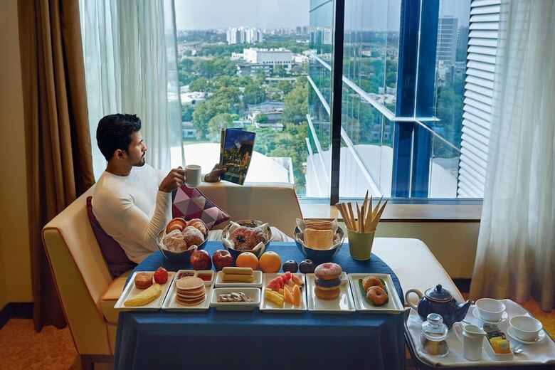 Hotel Renaissance Ahmedabad Sg Highway