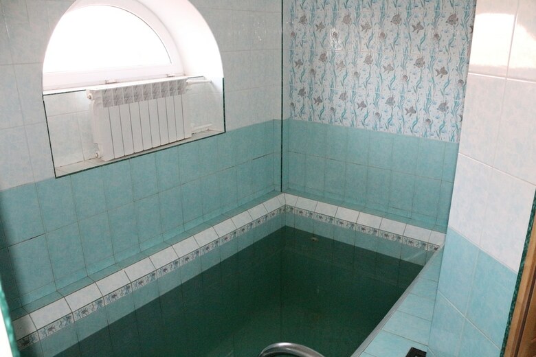 Hostal Gostiny Dvor Hotel - Hostel