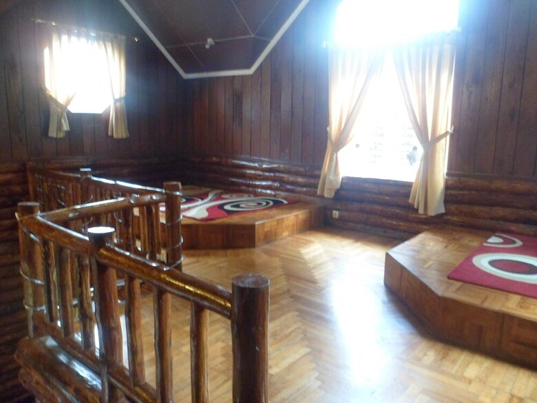 Villa Kota Bunga Camelia
