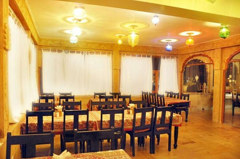 Hotel Lal Garh Fort And Palace