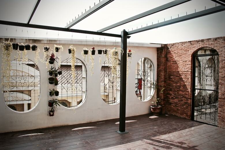 Hostal Art Hotel Sanamchai