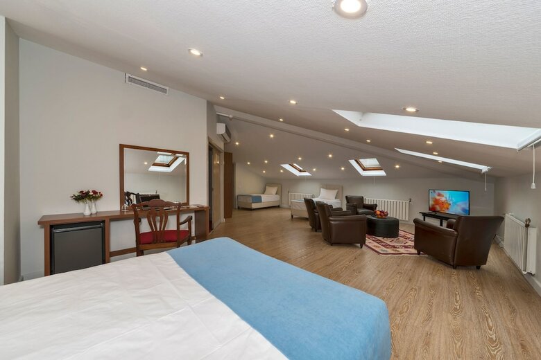 Veyron Park Hotel