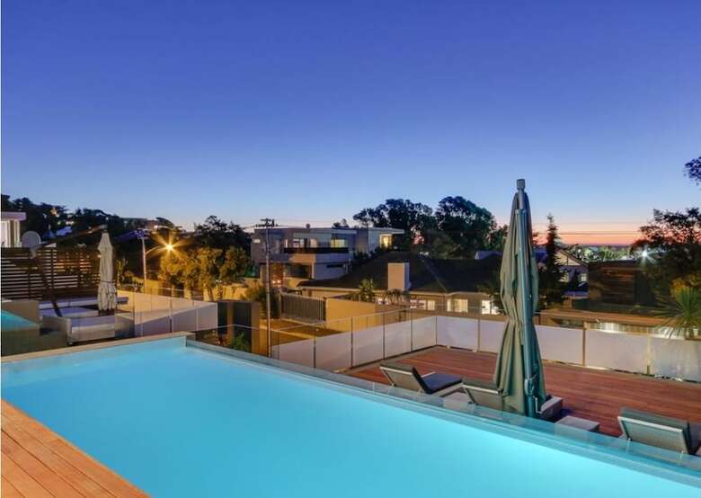 Harrier Place - Four Bedroom Villa, Sleeps 8