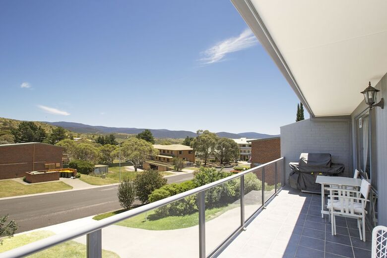 Acacia 2 - Luxurious Holiday Townhouse