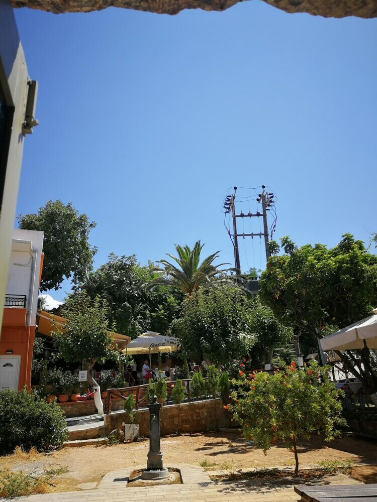 Hotel Fileas Art