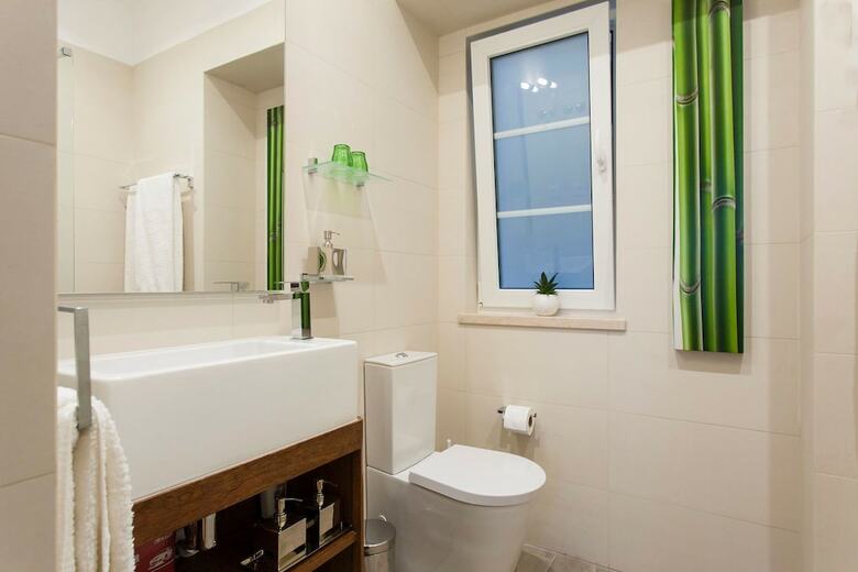 Stylish Lisbon Apartment In Alfama