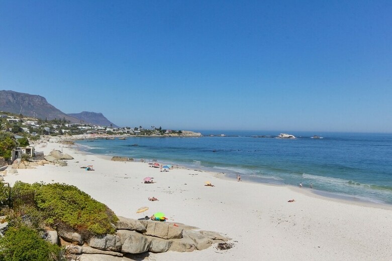 Clifton Attina - Two Bedroom Apartment, Sleeps 4