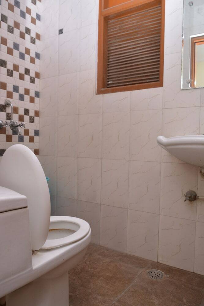 Hotel Yatri International G.h
