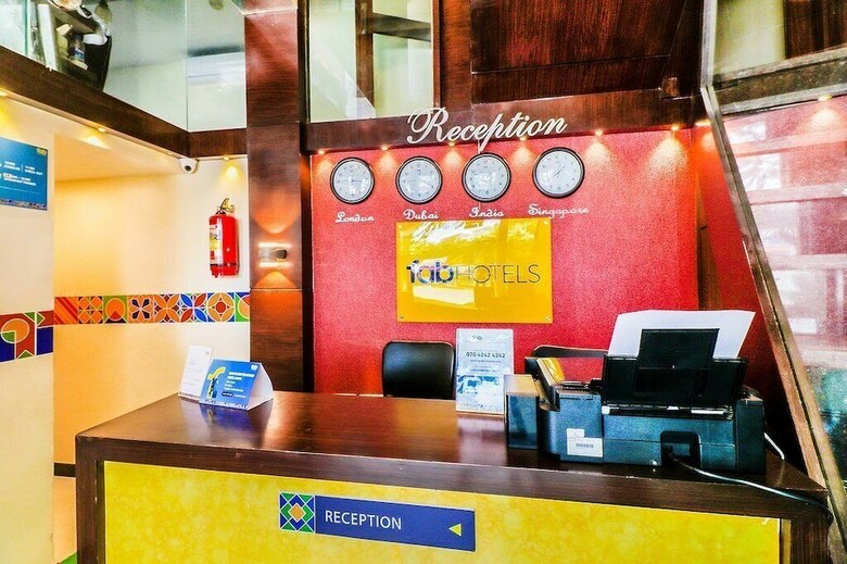 Hotel Garden Creek Residency
