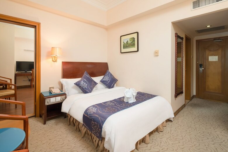 Xinyuan Hot Spring Hotel