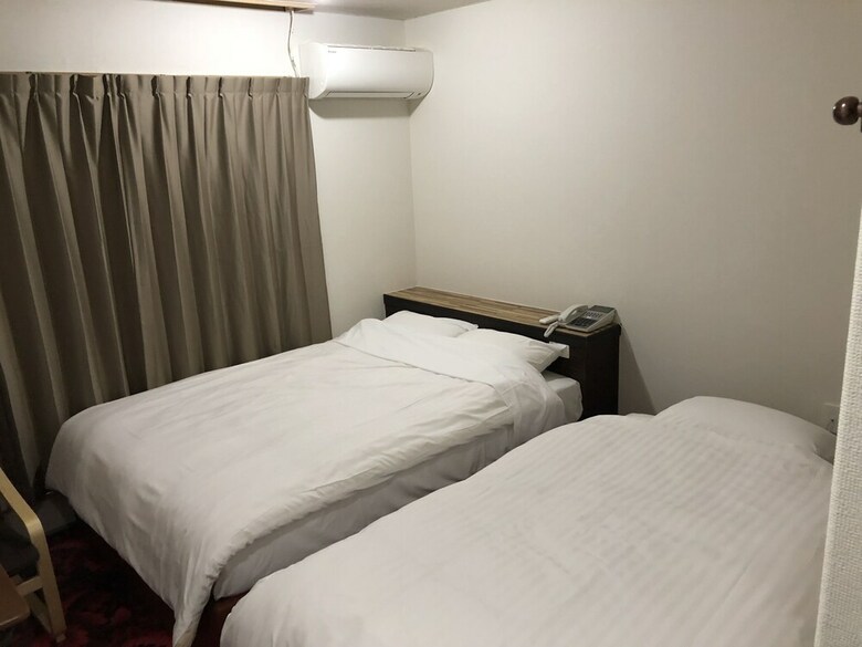 Hostal Business Hotel Tenmonkan Park - Hostel
