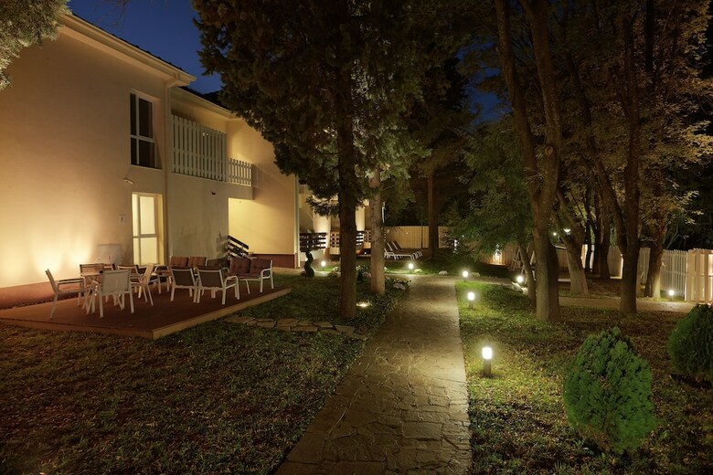 Hotel Bozur