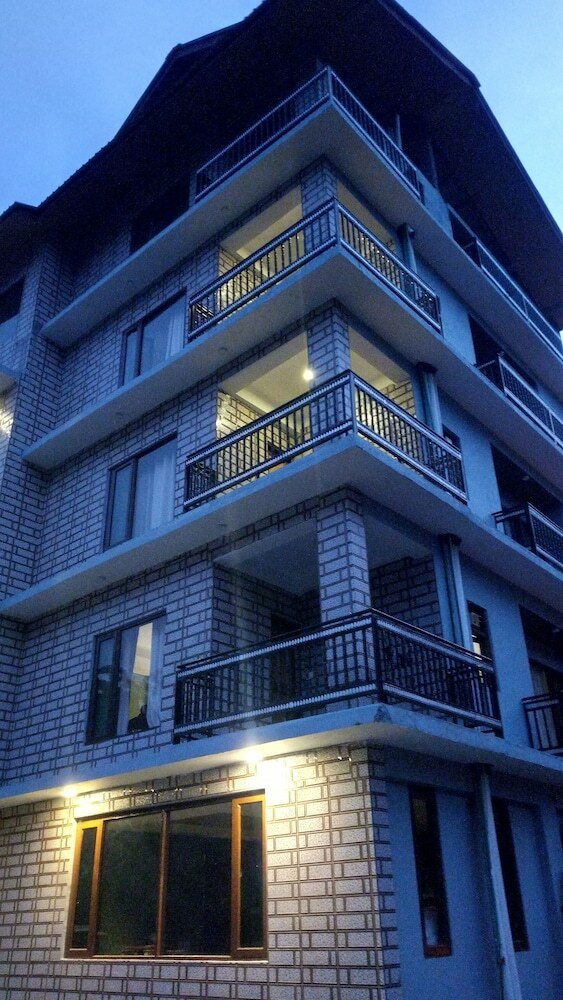Mango Hotels Manali