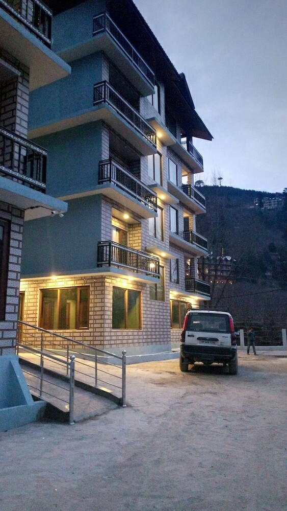 Mango Hotels Manali