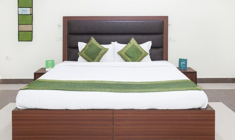 Hotel Treebo Trip Annaya Royals Lucknow