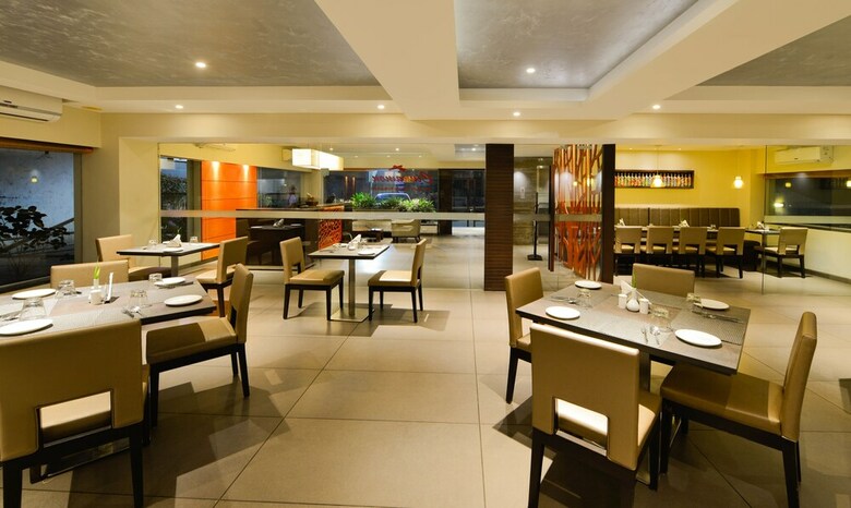 Hotel Treebo Swastik