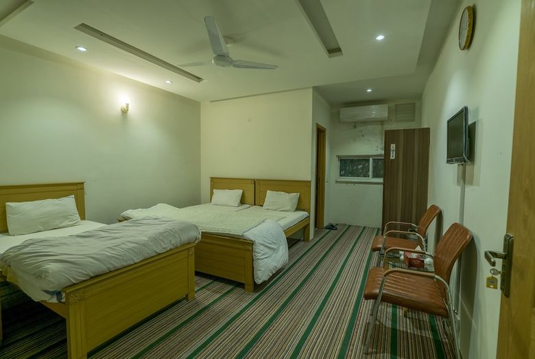 Bnb Hotel