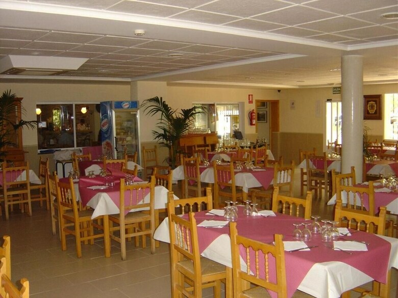 Hostal R�o Segura