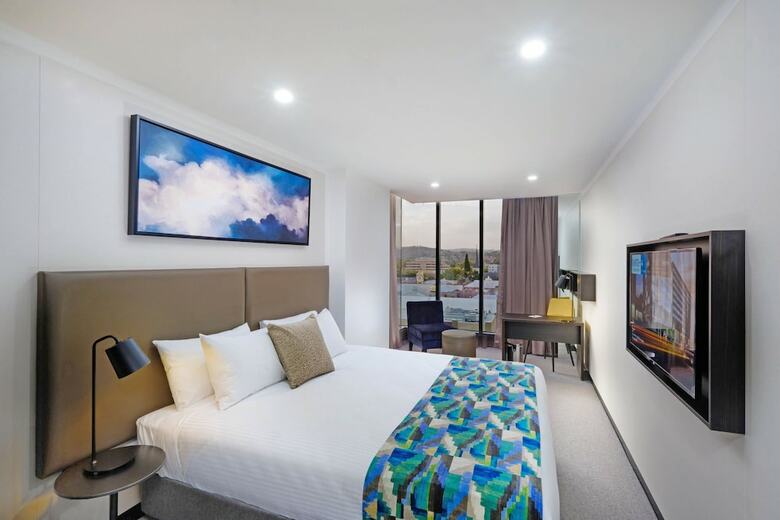 Mantra Albury Hotel