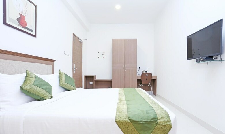 Hotel Rishi Gardens
