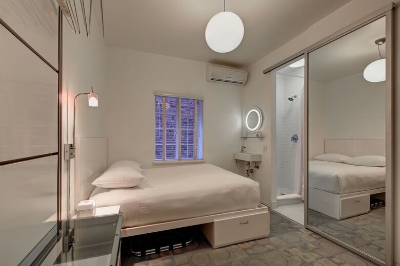 The Varden-a Boutique Hotel