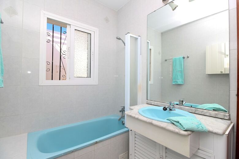 La Cala Torreon - First Line Beach 3br Apartment By Rafleys