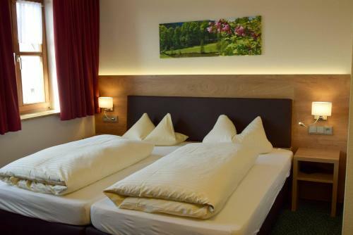 Hostal Hotel Gasthof Zum L�wen