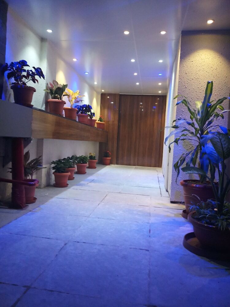 Hinglaj Hotel And Restaurant