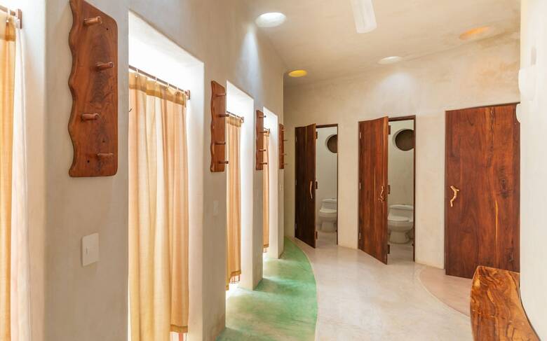 Hotel Holistika