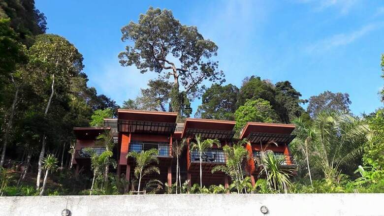 Hotel Blue Mountain Phangnga Resort