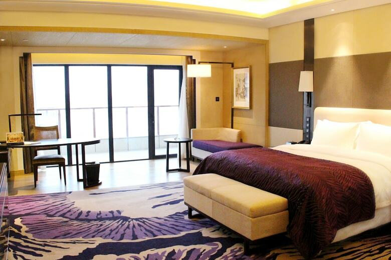 Wuhan Liantou Penisula Hotel & Resort