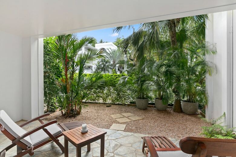 Apartamentos Poolside Apt. In Alamanda Beachfront Resort (41)